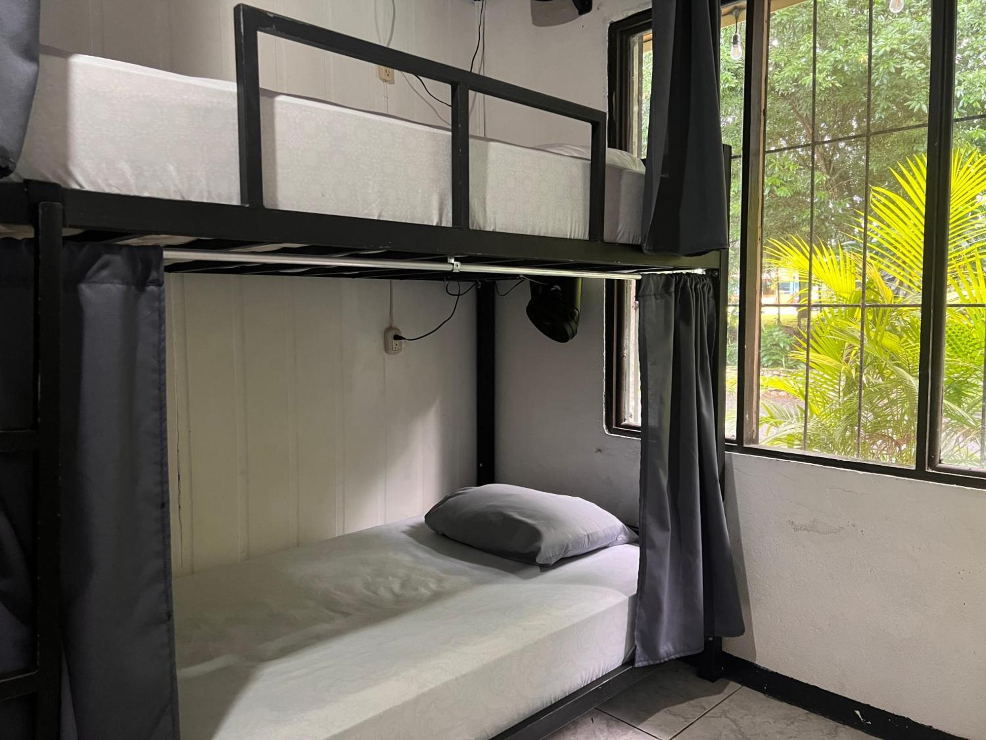 Rio Danta Hostel La Fortuna Kültér fotó