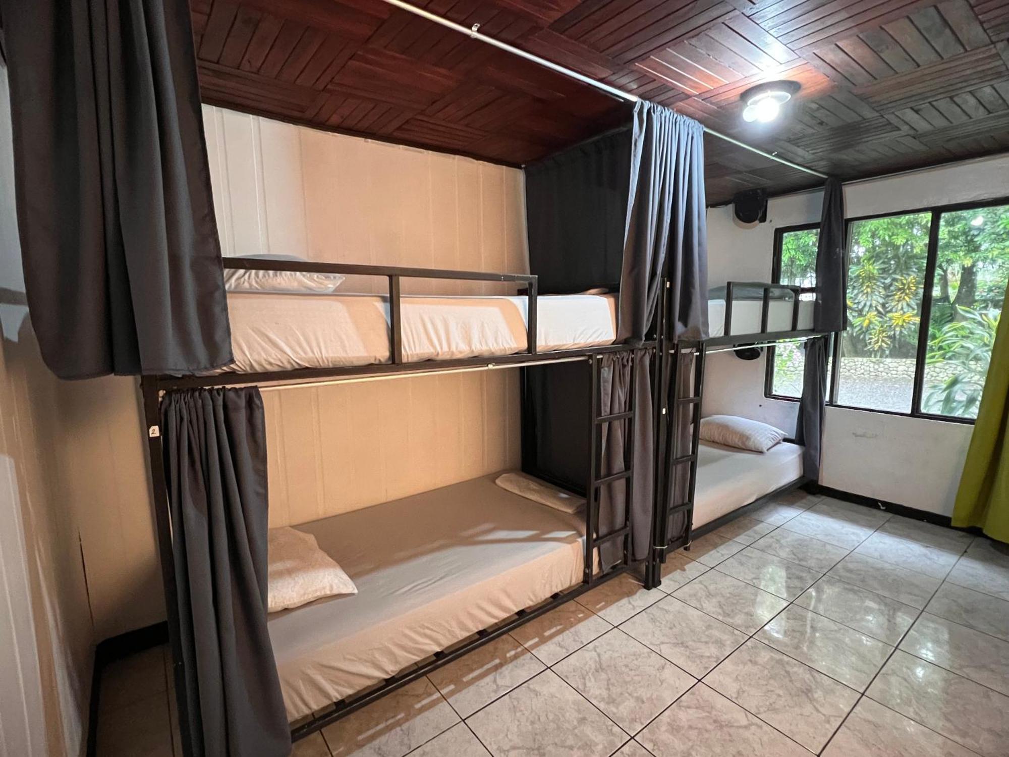 Rio Danta Hostel La Fortuna Kültér fotó