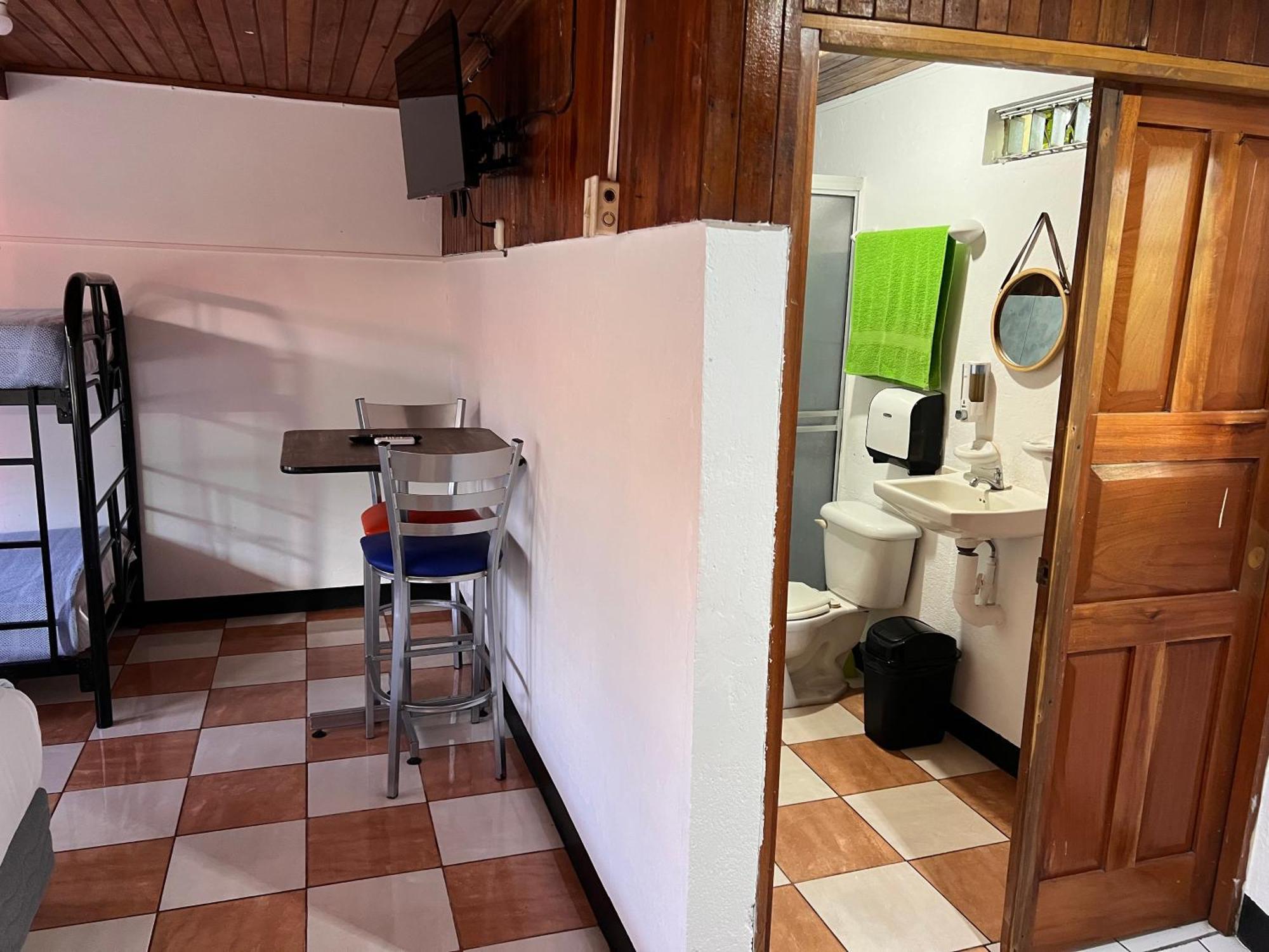 Rio Danta Hostel La Fortuna Kültér fotó