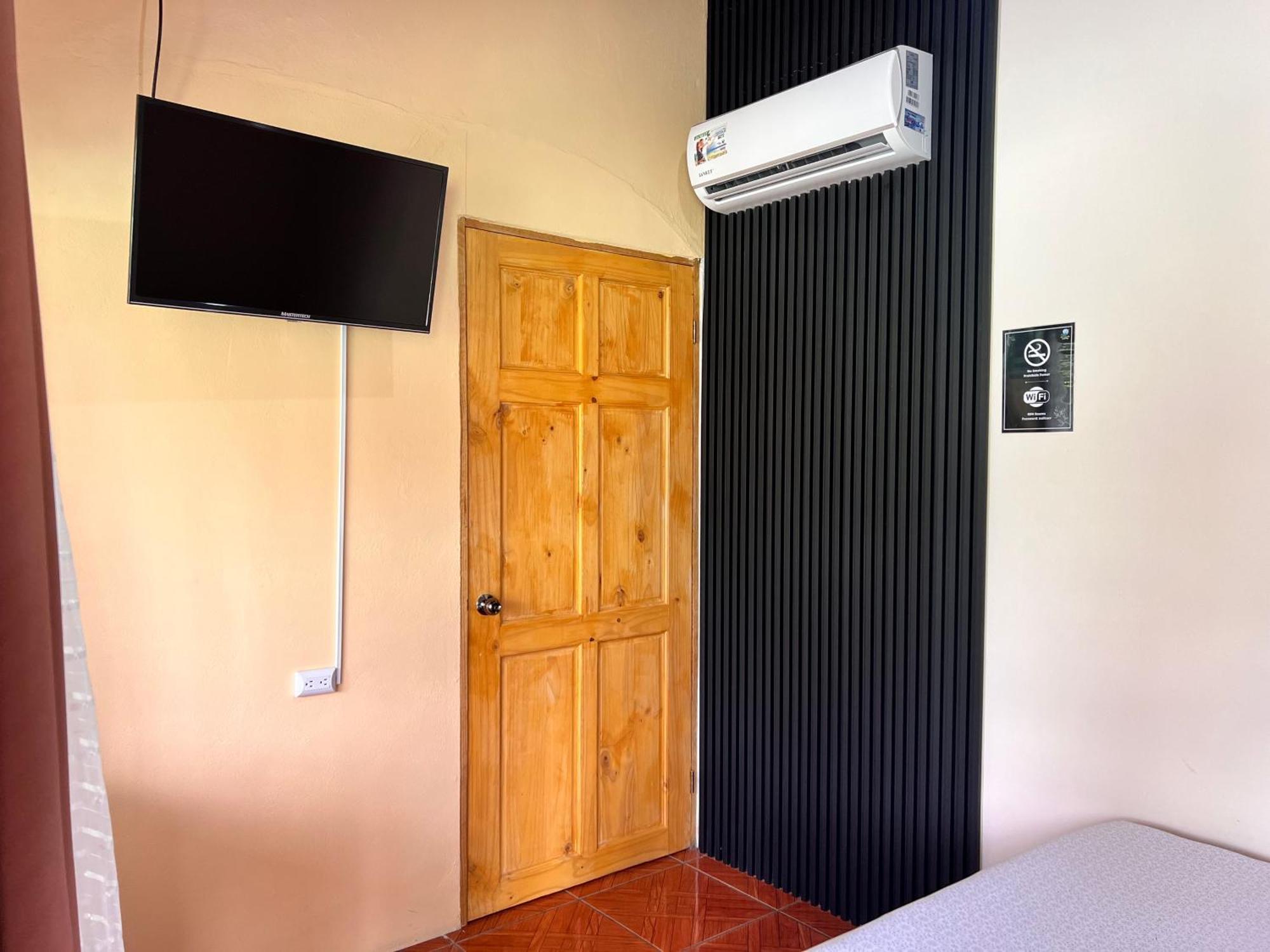 Rio Danta Hostel La Fortuna Kültér fotó