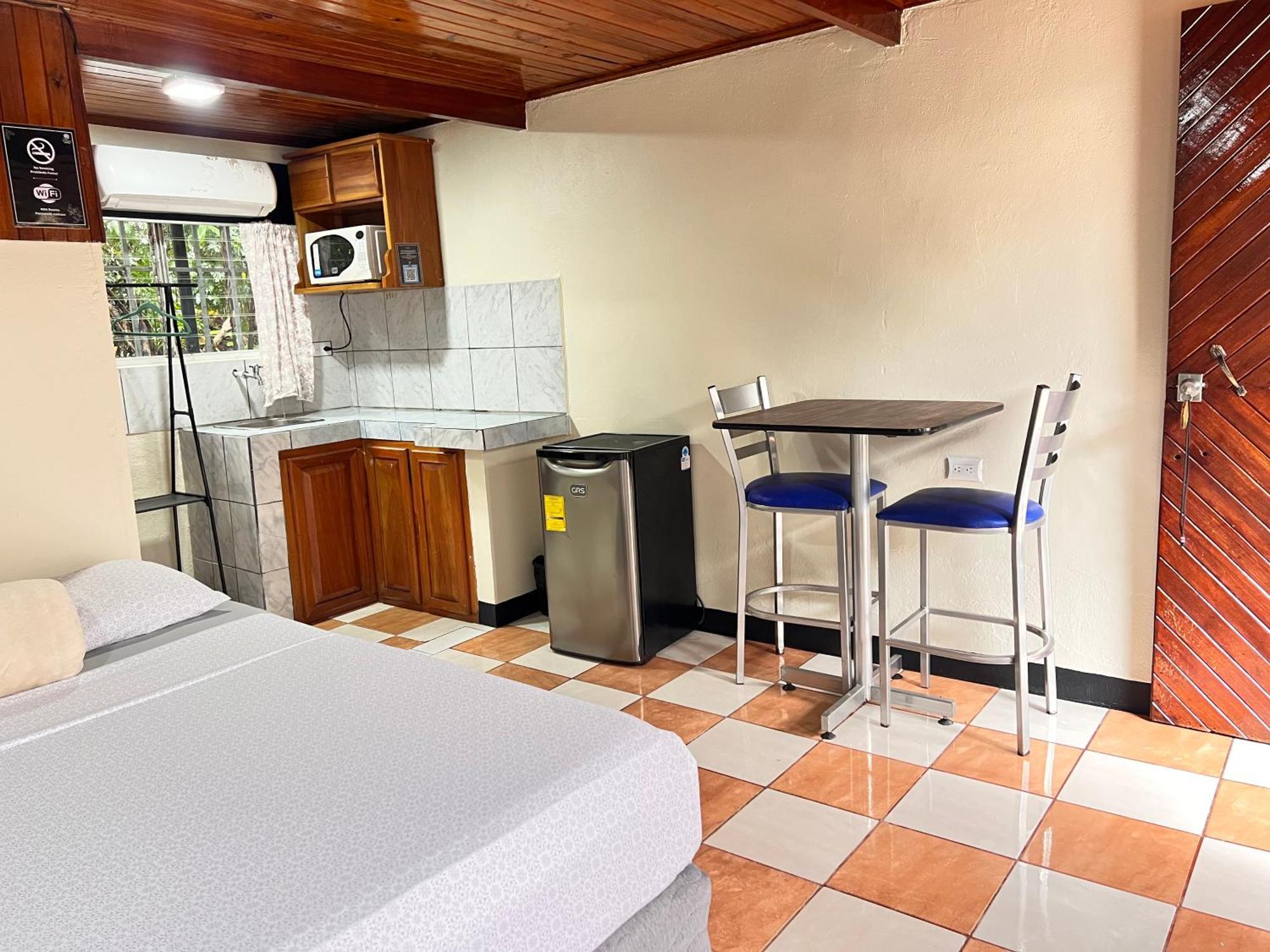 Rio Danta Hostel La Fortuna Kültér fotó